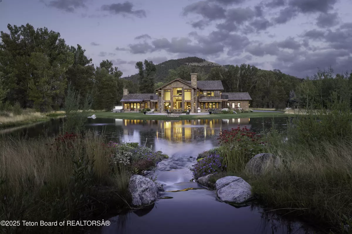 Wilson, WY 83014,2900 W YELLOWBELL Circle