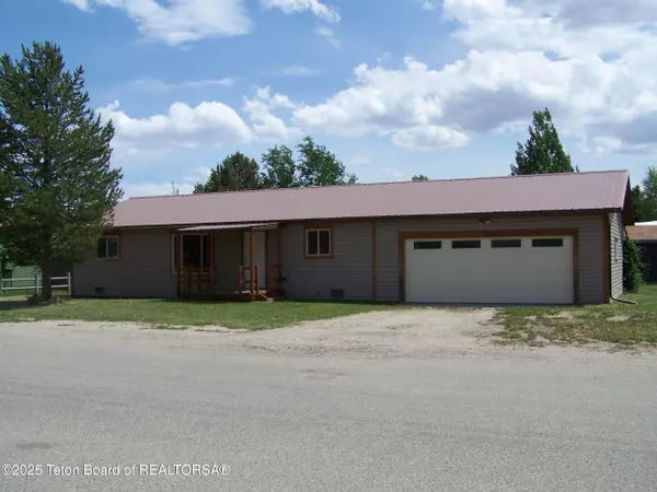 6 OPAL Street, Pinedale, WY 82941