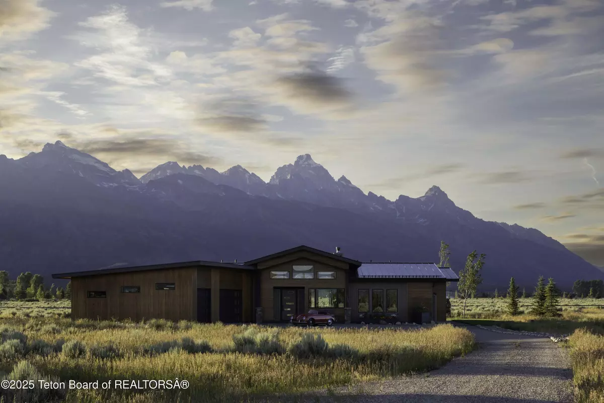 Jackson, WY 83001,580 MOULTON LOOP Road