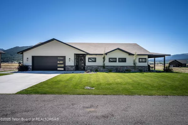225 SWEETGRASS Trail, Alpine, WY 83128
