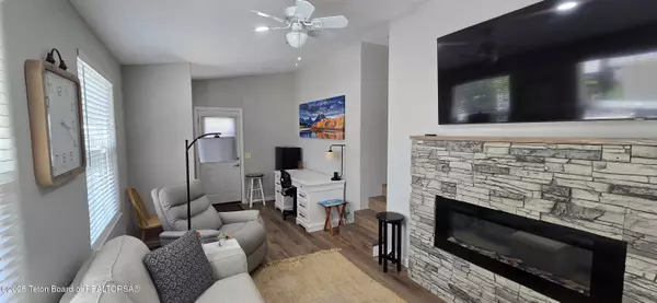 Thayne, WY 83127,614-615 BUCKBOARD