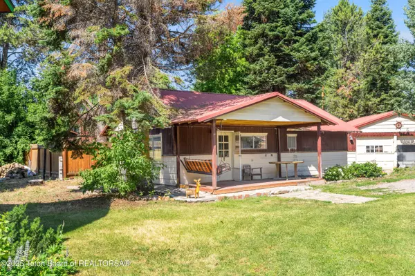 727 OLD ALPINE Road,  Alpine,  WY 83128