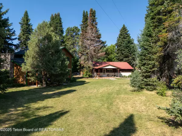 Alpine, WY 83128,727 OLD ALPINE Road