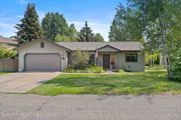 Jackson, WY 83001,3022 RANGEVIEW Drive