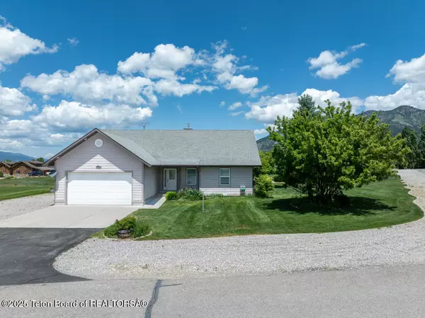 Thayne, WY 83127,186 FAIRWAY Avenue