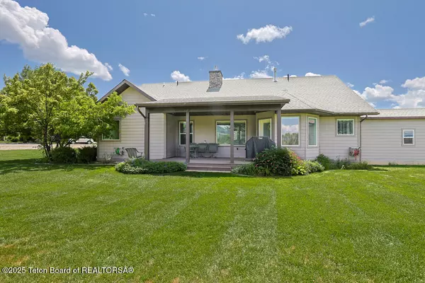 Thayne, WY 83127,186 FAIRWAY Avenue