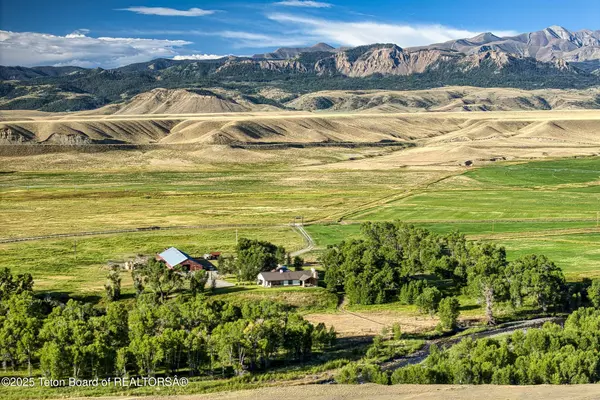 Meeteetse, WY 82433,1311 AND 1 & 1315 Road