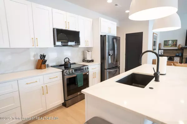 Driggs, ID 83422,603 Stone Peak Lp