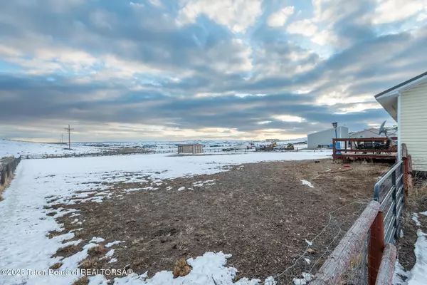 Boulder, WY 82923,7 S SIOUX Trail