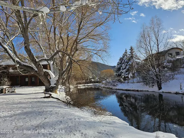 362 N MILLWARD #UNIT 11, Jackson, WY 83001