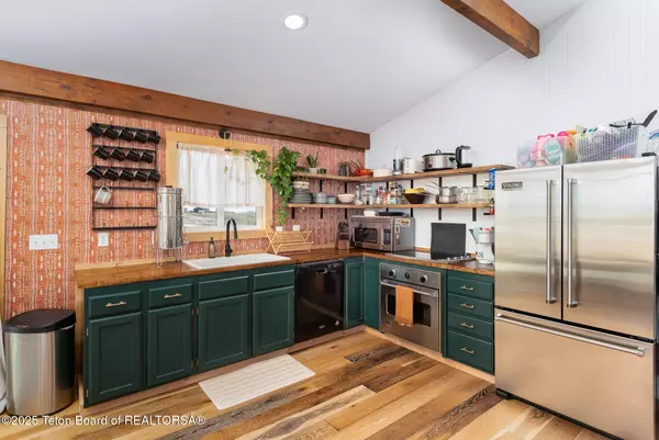 Boulder, WY 82923,7 MERRIMAC Trail