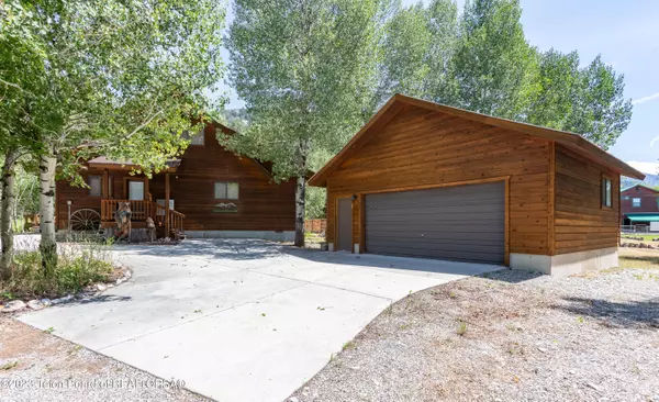 68 CREEK Circle, Star Valley Ranch, WY 83127
