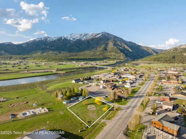 190 S HIGHWAY 89 Highway, Alpine, WY 83128