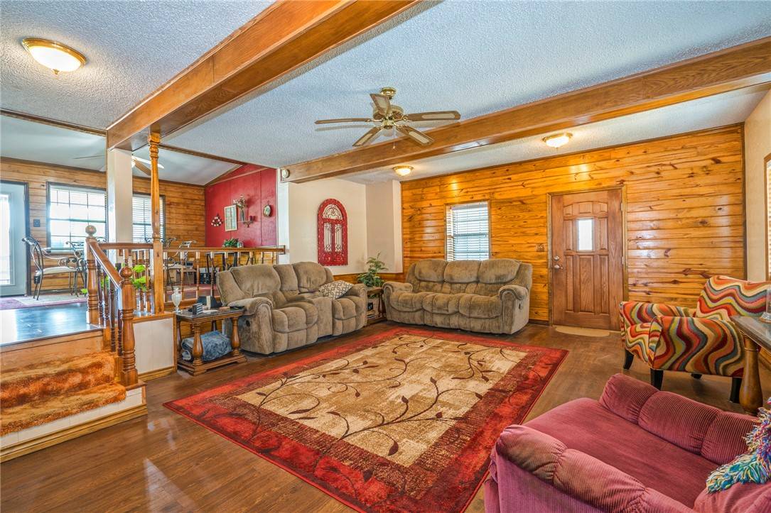 Mathis, TX 78368,200 Baggs TRL