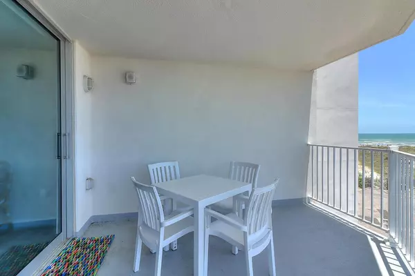 Port Aransas, TX 78373,800 Sandcastle DR #330