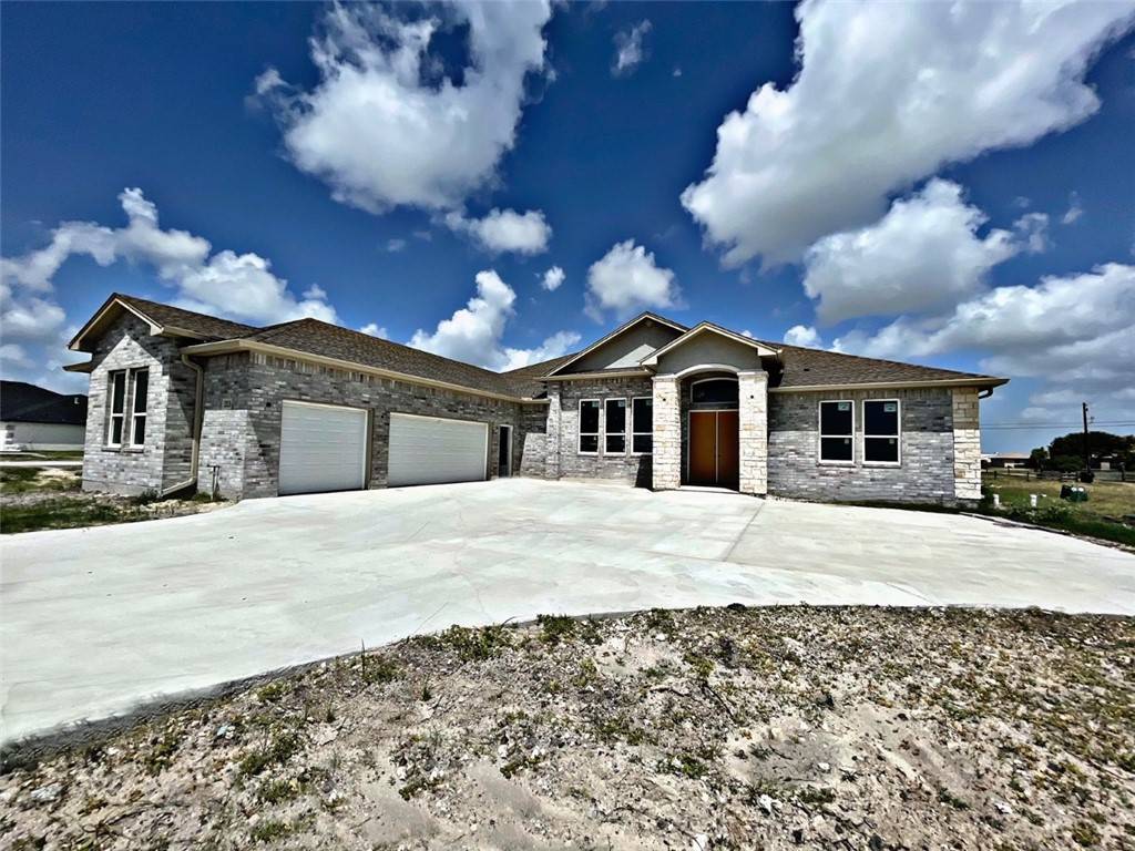 2126 Arabian,  Corpus Christi,  TX 78418