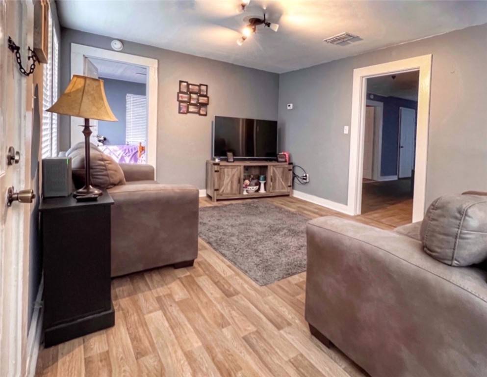 Portland, TX 78374,5407 County Road 3865