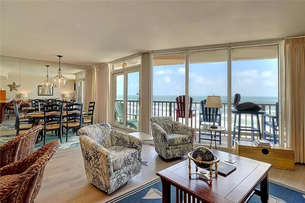 Port Aransas, TX 78373,6649 Seacomber #904