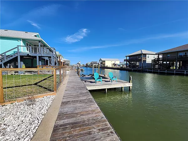 Rockport, TX 78382,283 Kingfish DR