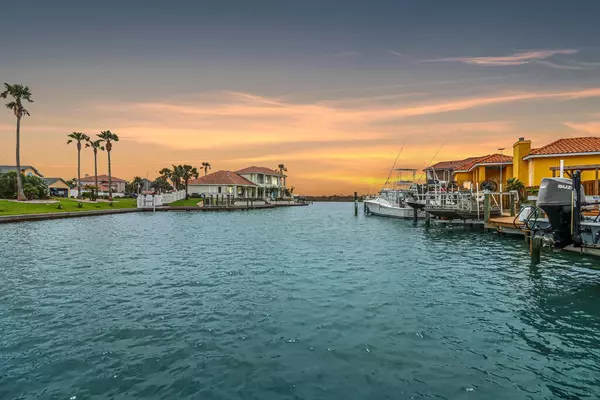 Port Aransas, TX 78373,3716 Pelican Point