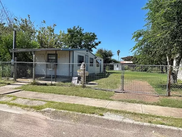 Hebbronville, TX 78361,304 E Kohler ST