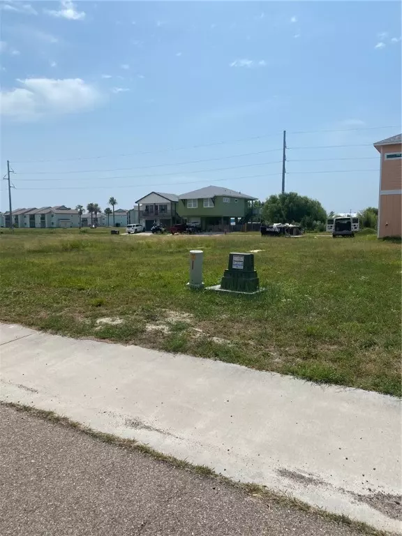 Port Aransas, TX 78373,222 Port Arthur ST #22