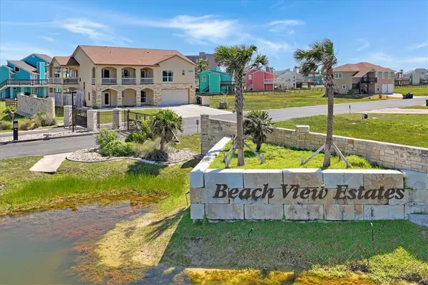 Port Aransas, TX 78373,158 Beach View DR