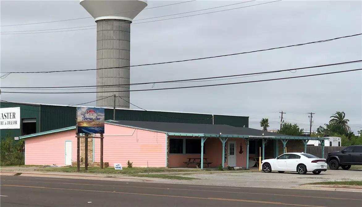 Aransas Pass, TX 78336,306 & 324 E Goodnight AVE