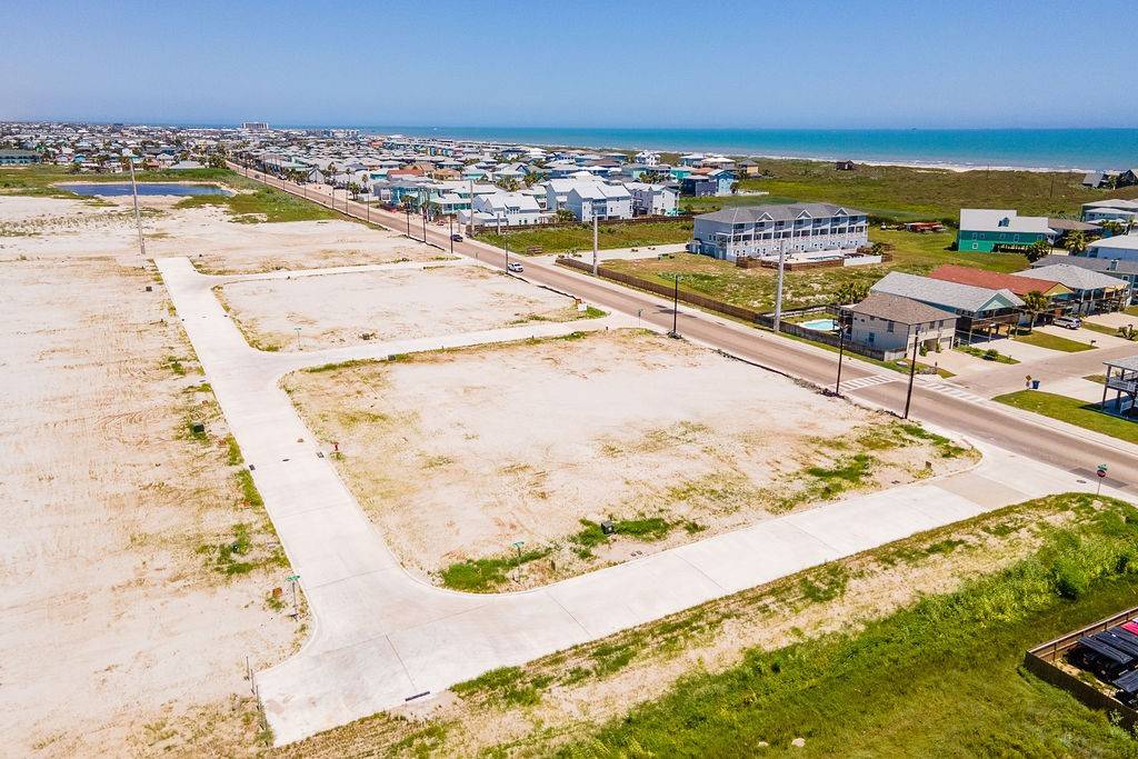 Port Aransas, TX 78373,536 Black Marlin Dr