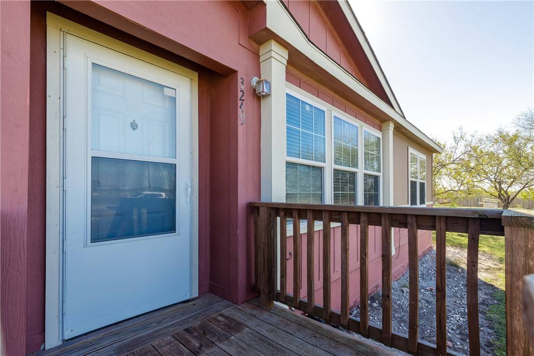 Orange Grove, TX 78372,3249 CR 308