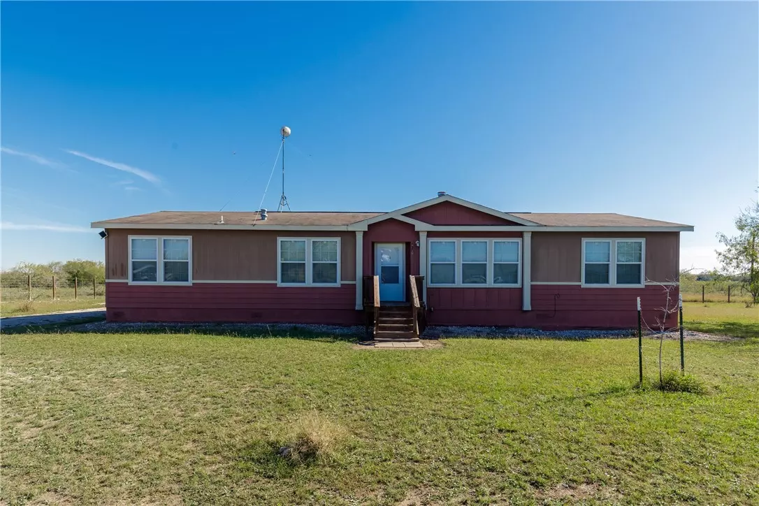 Orange Grove, TX 78372,3249 CR 308