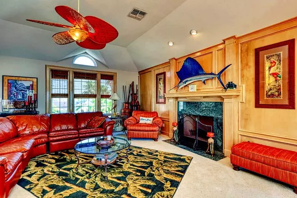 Aransas Pass, TX 78336,107 Bay CT