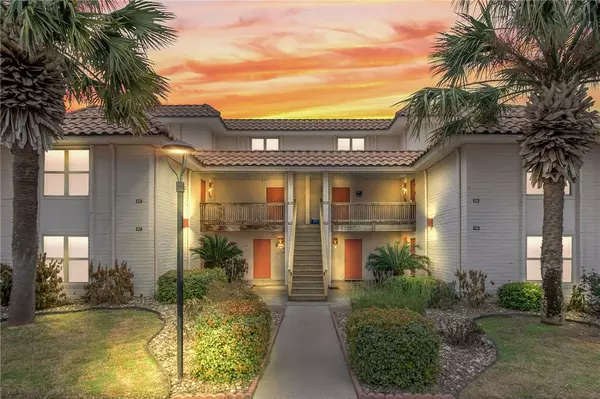 Port Aransas, TX 78373,1421 S 11th ST #207