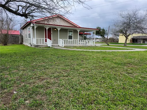 Orange Grove, TX 78372,306 E Orange AVE