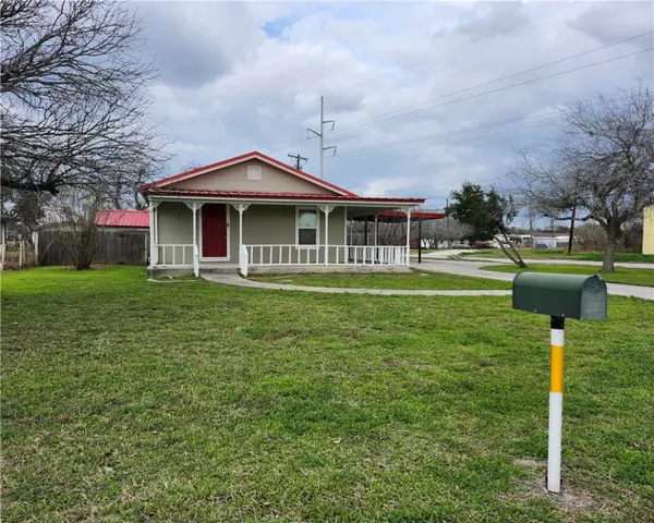 Orange Grove, TX 78372,306 E Orange AVE