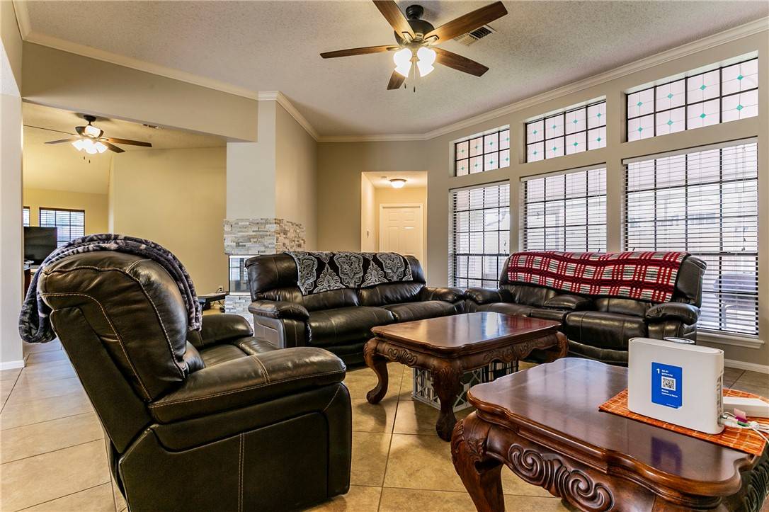 Corpus Christi, TX 78414,2102 Dorsey ST