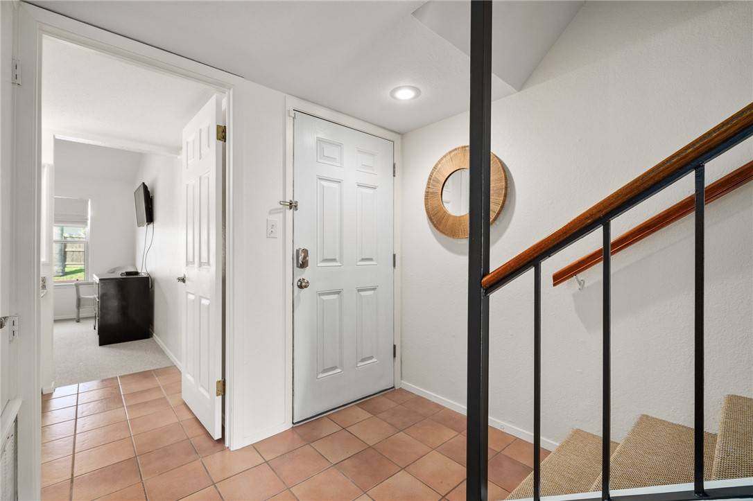 Rockport, TX 78382,1502 Bayhouse
