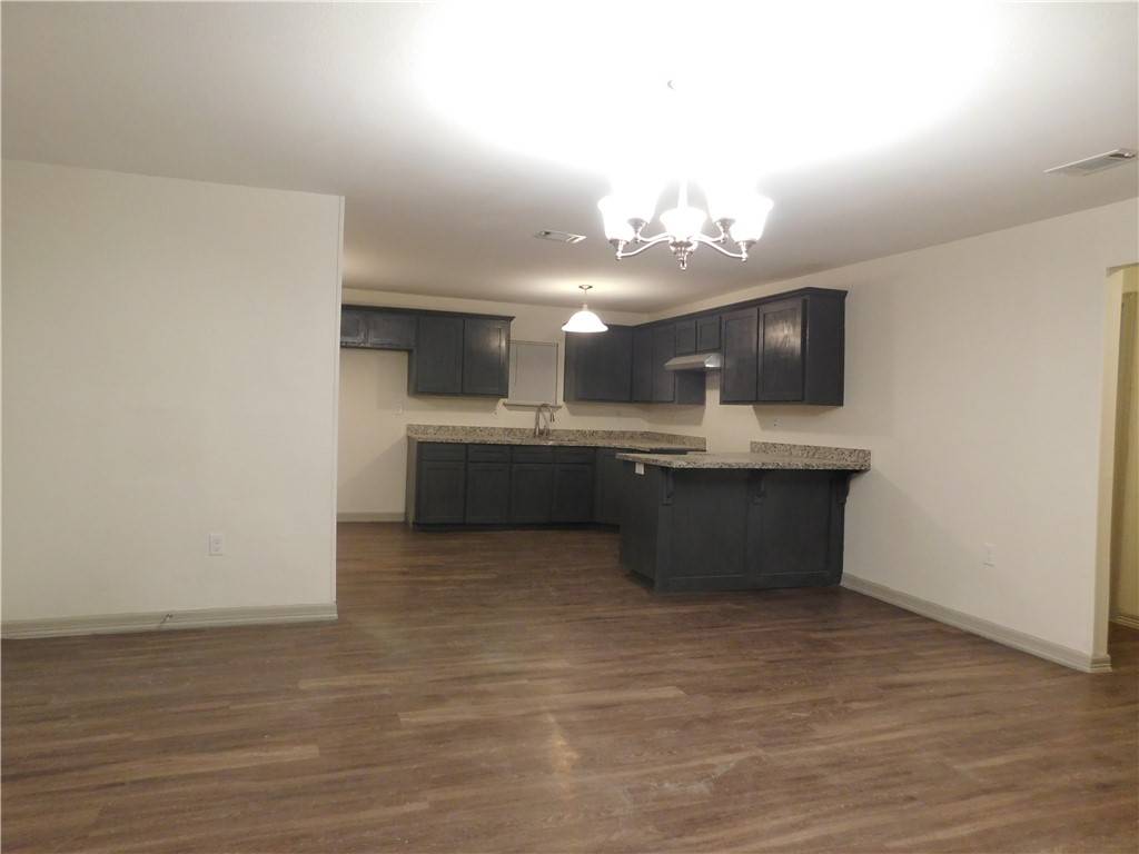 Alice, TX 78332,210 Scott ST