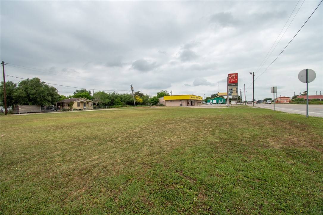 Mathis, TX 78368,00 N Front