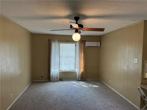 Kingsville, TX 78363,1127 E WARREN