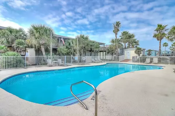 Port Aransas, TX 78373,225 W Avenue E #225B