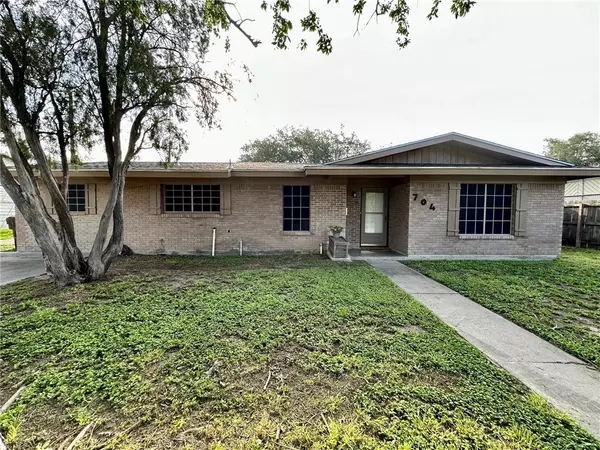 704 S 17TH STREET,  Kingsville,  TX 78363