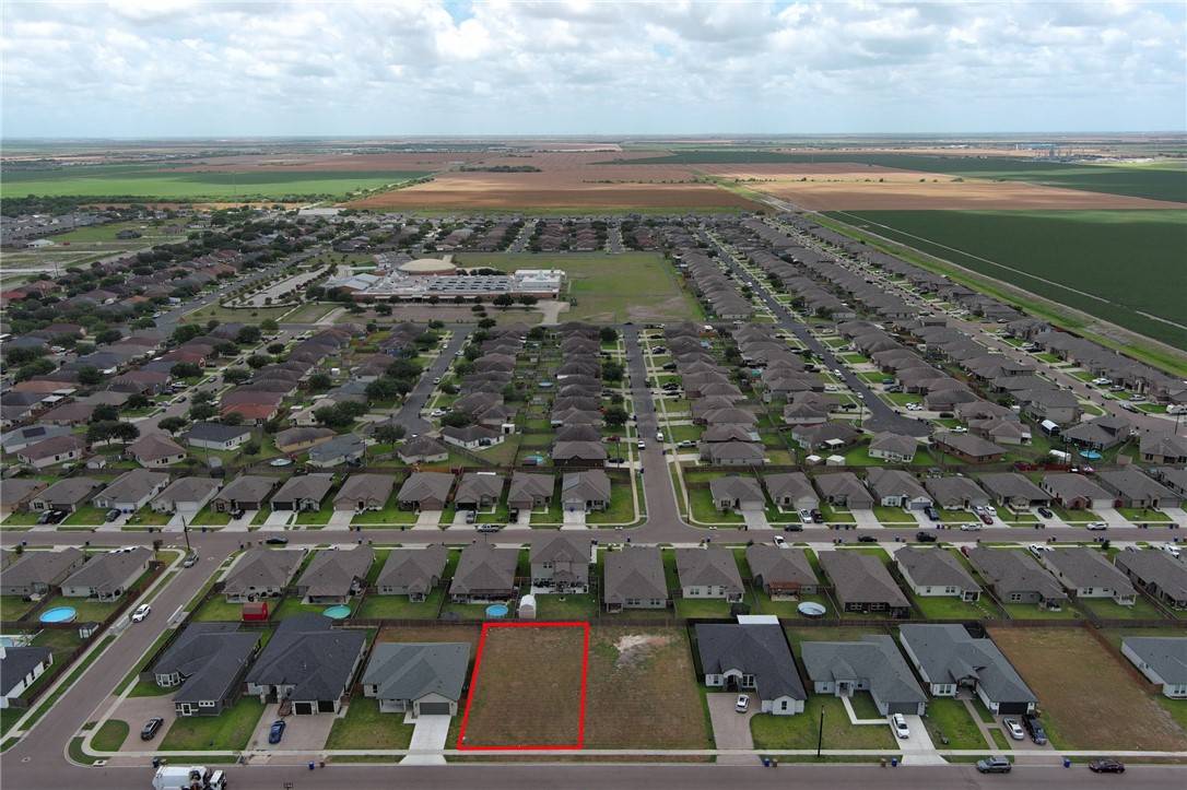 Corpus Christi, TX 78410,9513 Royal Oak DR