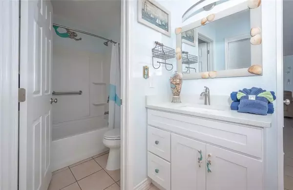Port Aransas, TX 78373,800 Beach Access Road 1a #107