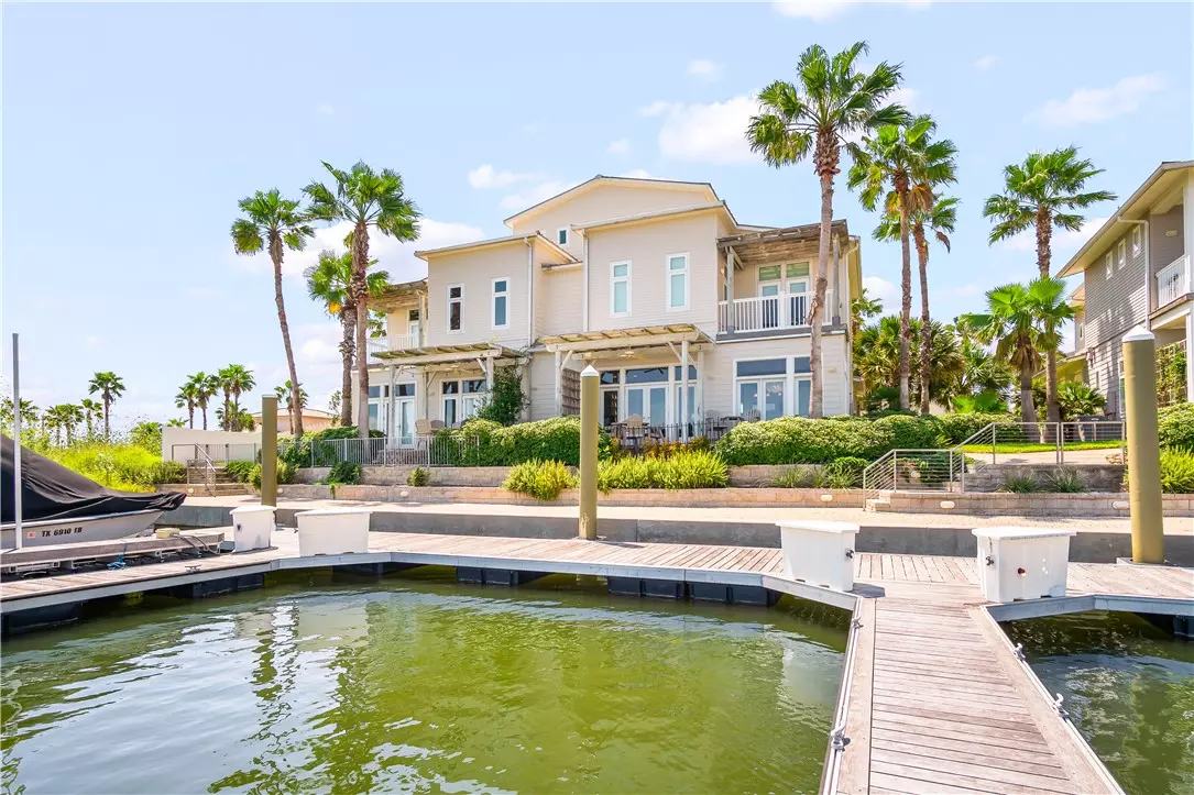 Port Aransas, TX 78373,3700 Island Moorings Pkwy #20
