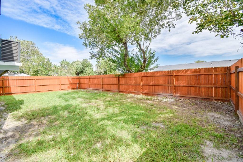 Rockport, TX 78382,418 E Bay ST