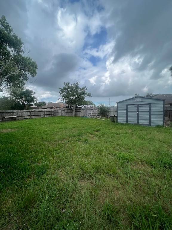 Corpus Christi, TX 78418,1550 Amber DR