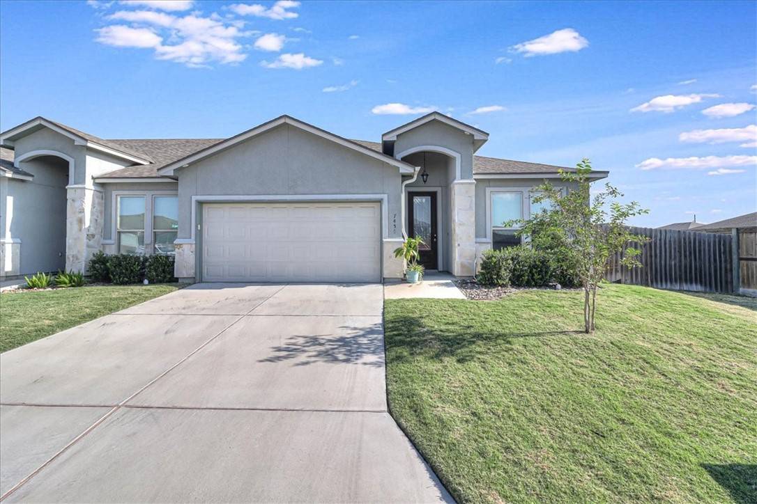 7454 Seal Beach CT, Corpus Christi, TX 78414