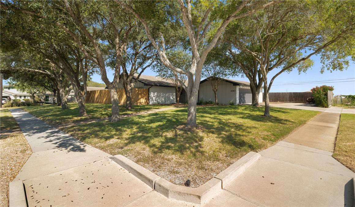 Corpus Christi, TX 78412,6510 Sahara DR