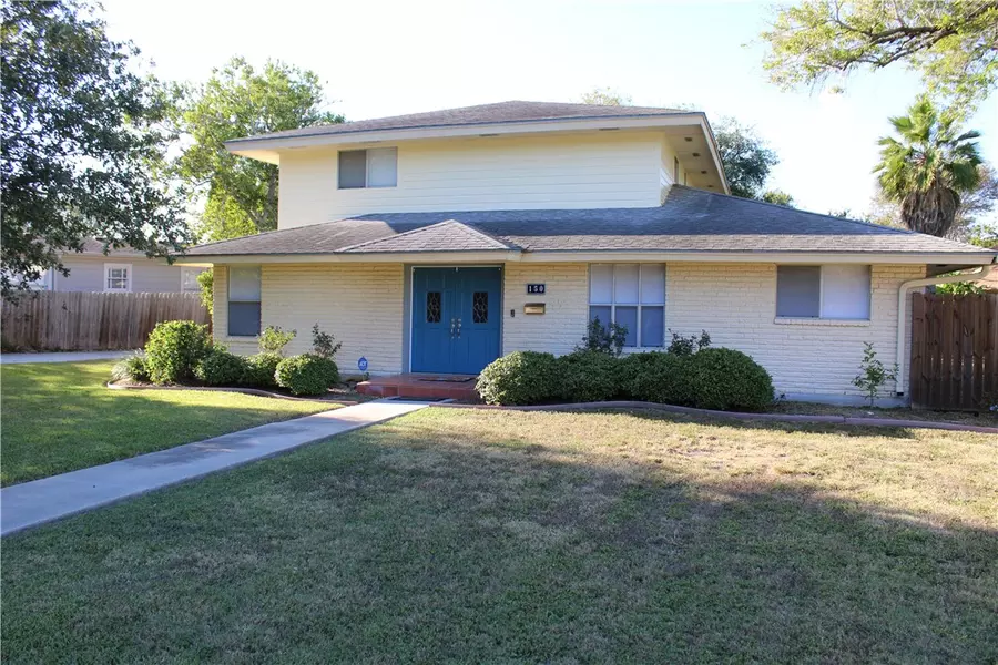 150 Santa Barbara ST SE, Corpus Christi, TX 78411